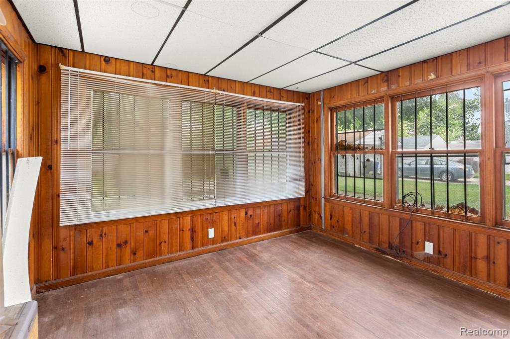 8547 Meyers Road, Detroit, MI 48228 — Photo 9