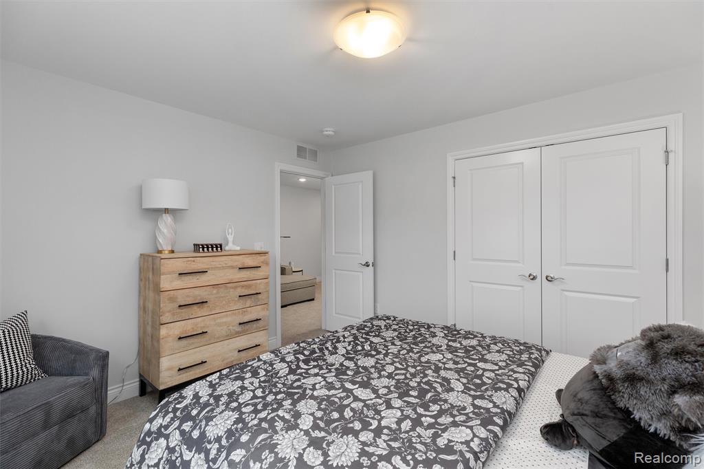 803 Balmoral Ln, Troy, MI 48085 — Photo 20