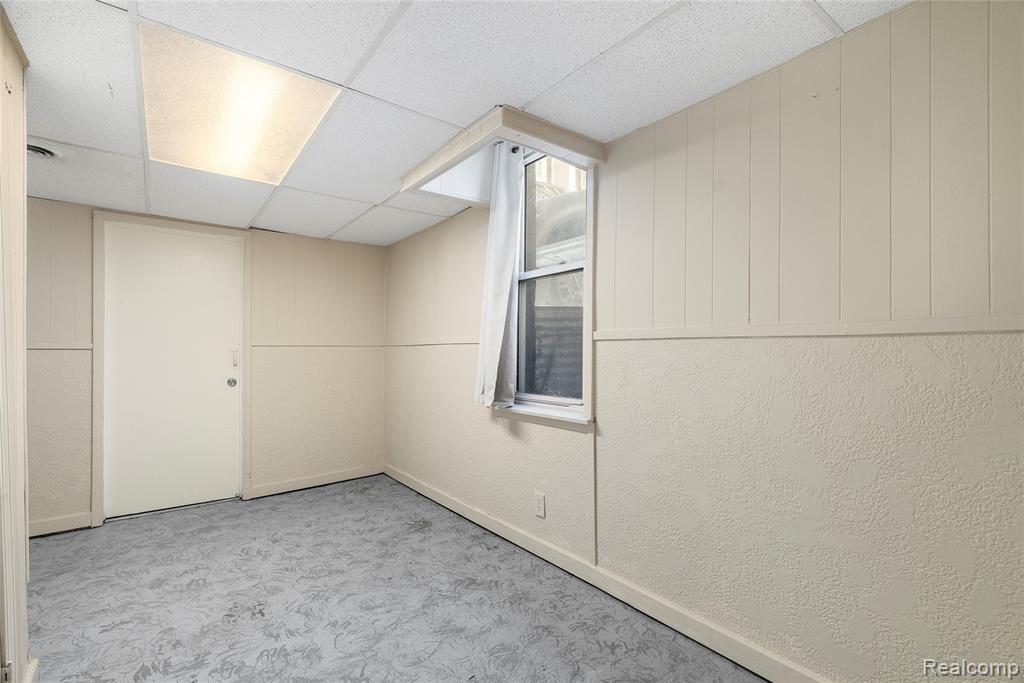 1024 8th Street, Port Huron, MI 48060 — Photo 7