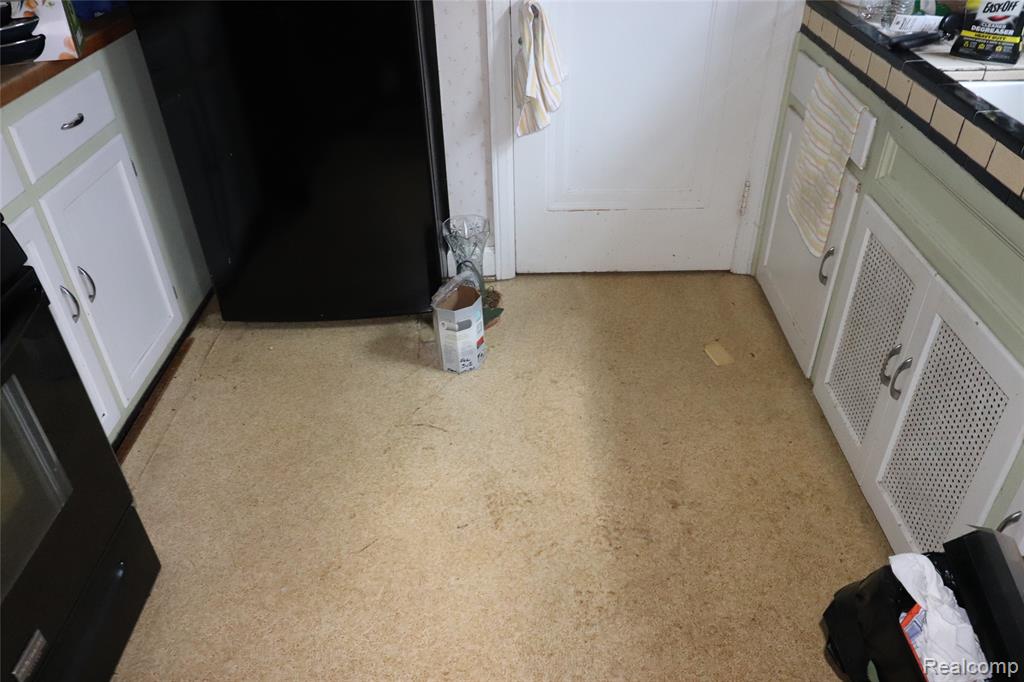 14574 Mark Twain, Detroit, MI 48227 — Photo 6