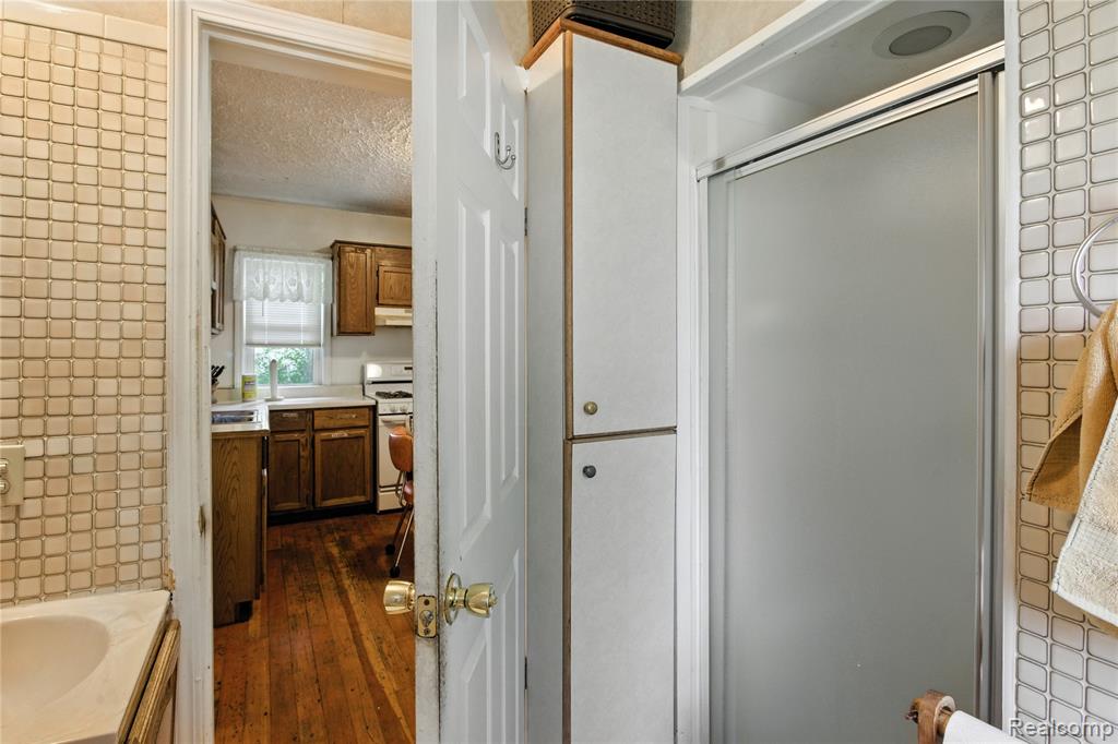 5452 Monroe Street, Dearborn Heights, MI 48125 — Photo 4