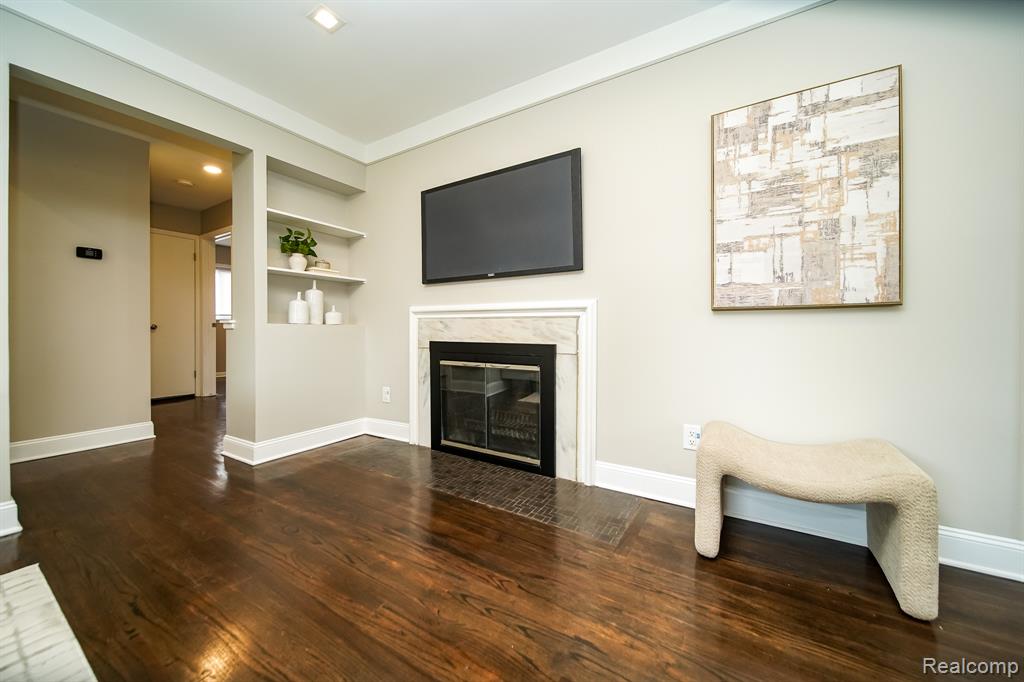 5367 E 13 Mile Road, Warren, MI 48092 — Photo 16