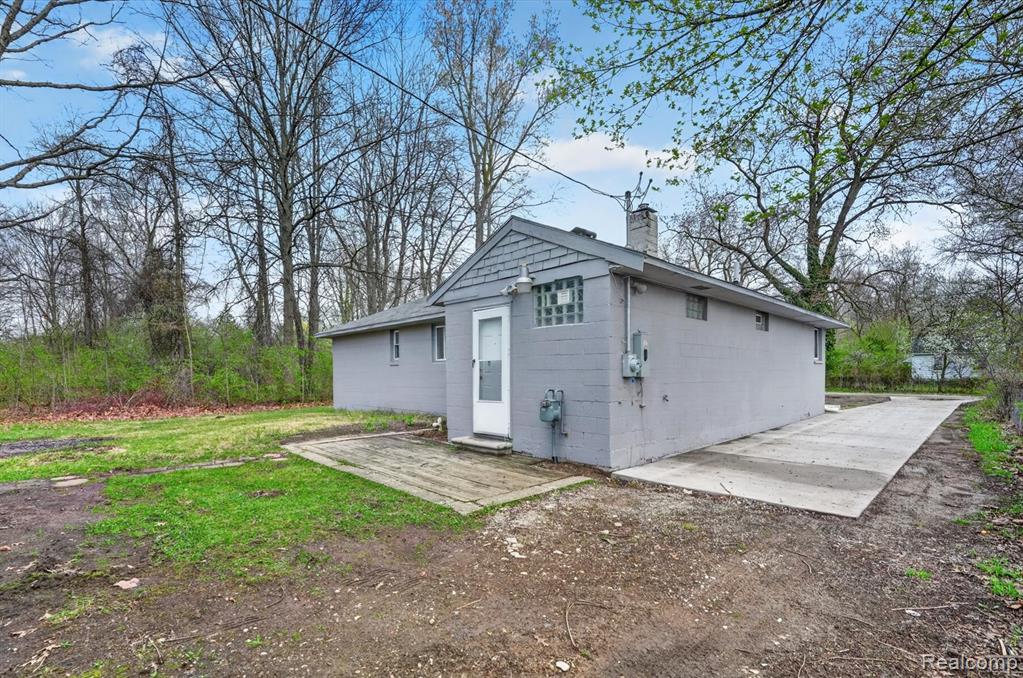 6914 Arlene Court, Romulus, MI 48174 — Photo 16