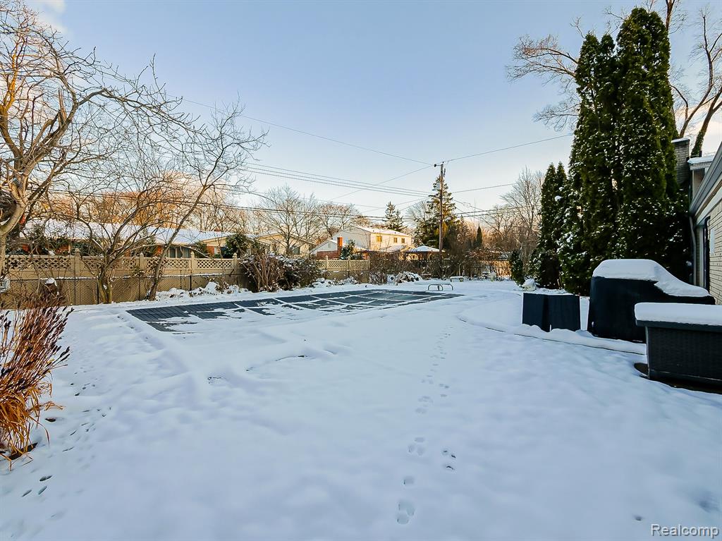 3730 Eastbourne Drive, Troy, MI 48084 — Photo 48