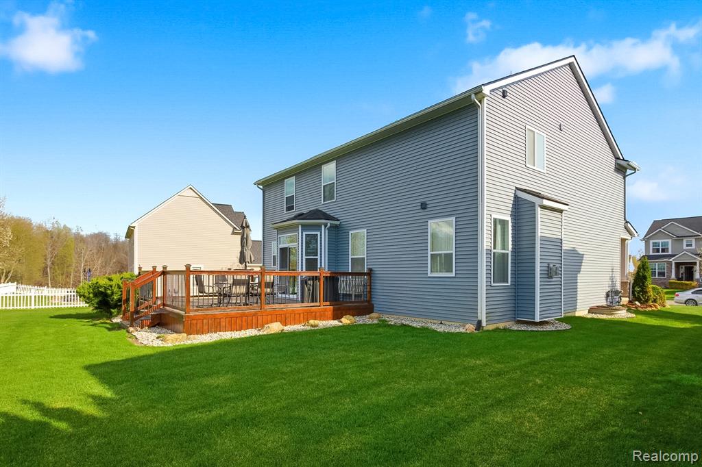 10909 Bouldercrest Drive, South Lyon, MI 48178 — Photo 11