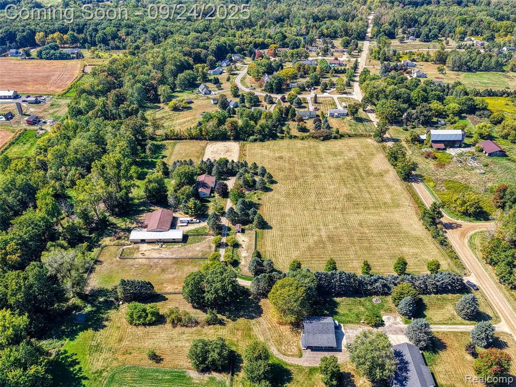 9511 W Allen Road, Fowlerville, MI 48836 — Photo 73
