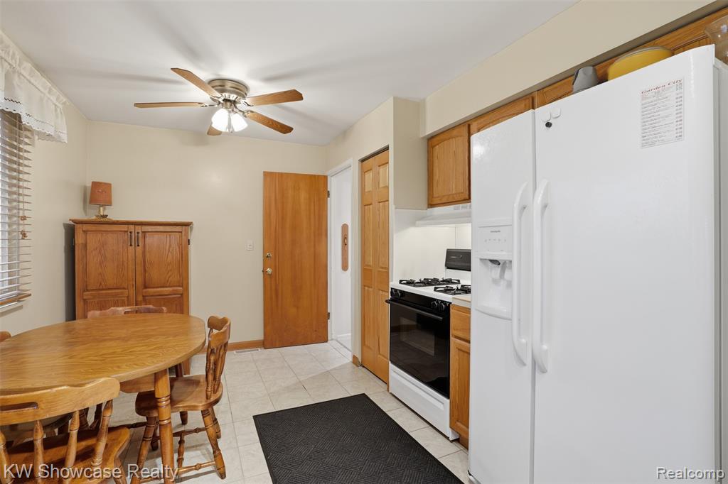 31167 Maplewood Street, Garden City, MI — Photo 8