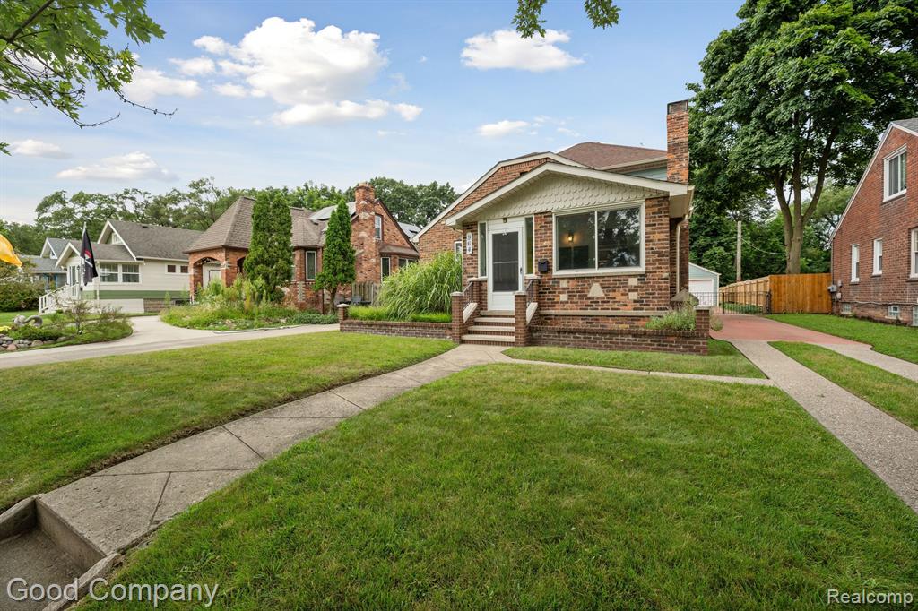 964 W LEWISTON Avenue, Ferndale, MI 48220 — Photo 7