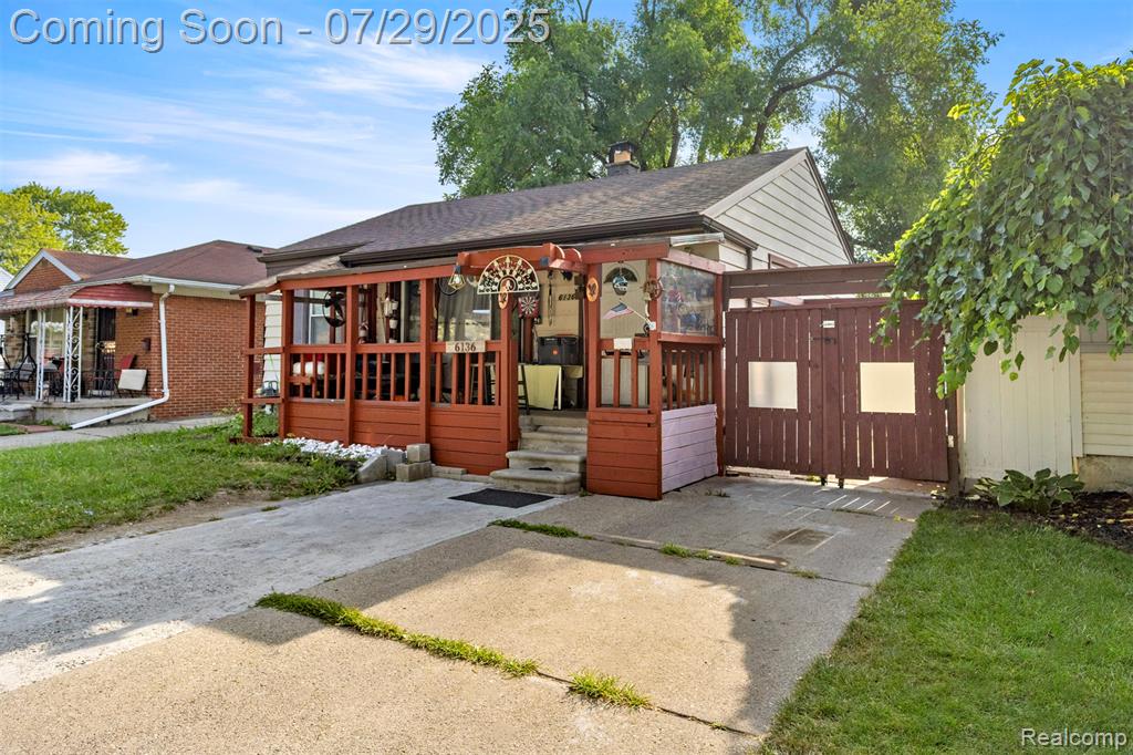 6136 Brace Street, Detroit, MI 48228 — Photo 2