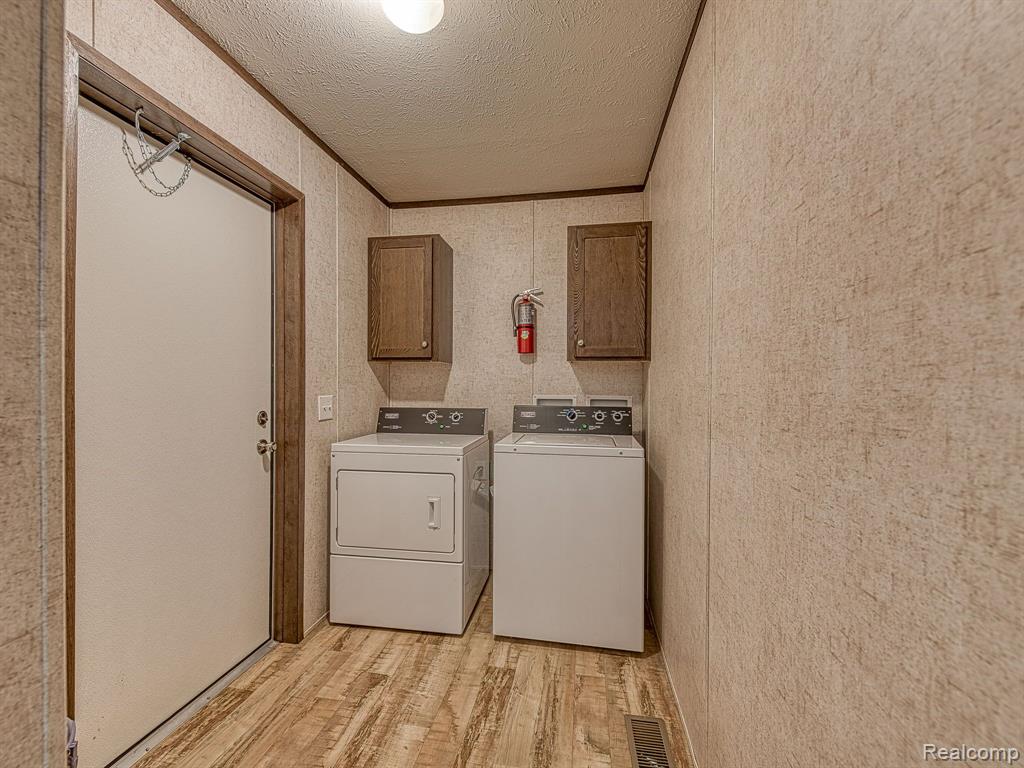 131 KIMBERLY Lane, Dundee, MI 48131 — Photo 21