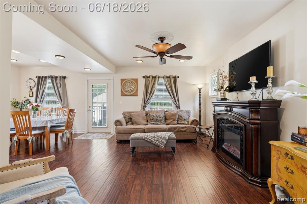 435 N Melborn Street, Dearborn, MI 48128 — Photo 17