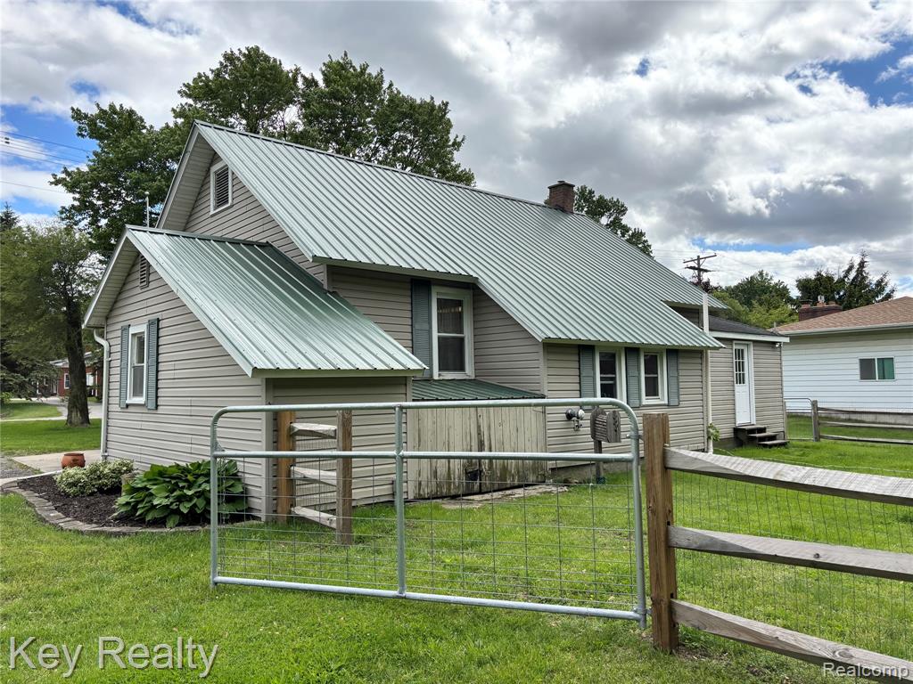 14009 Grafton Road, Carleton, MI 48117 — Photo 4