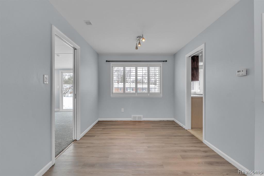 6576 Inkster Road, West Bloomfield, MI — Photo 16
