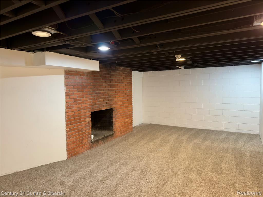 6590 Rockland Street, Dearborn Heights, MI 48127 — Photo 7