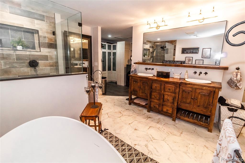 4520 Water Street, Columbiaville, MI 48421 — Photo 39