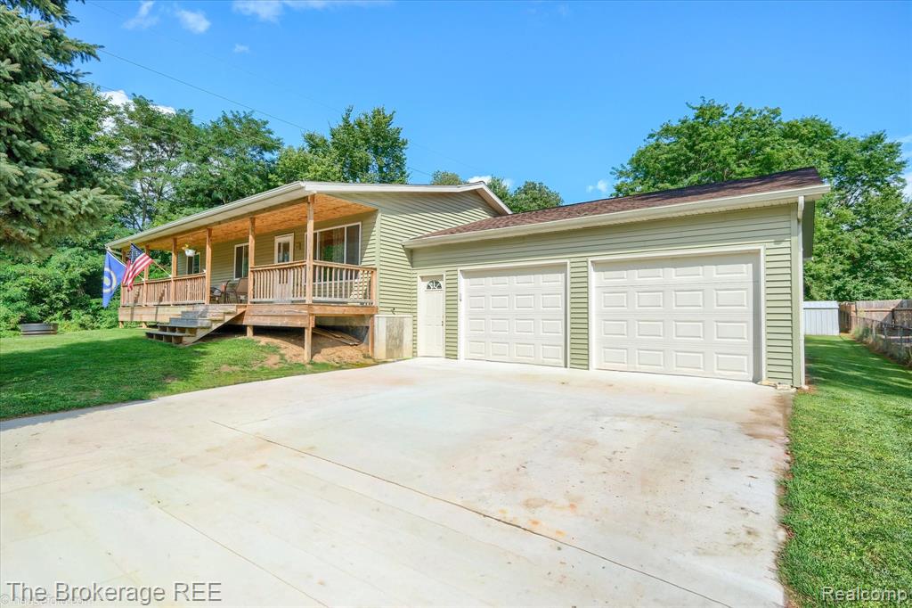 7480 Vassar Road, Otisville, MI 48463 — Photo 3