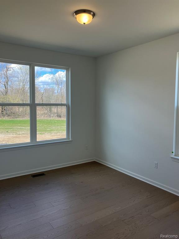 26765 FERGUSON Court, South Lyon, MI 48178 — Photo 7