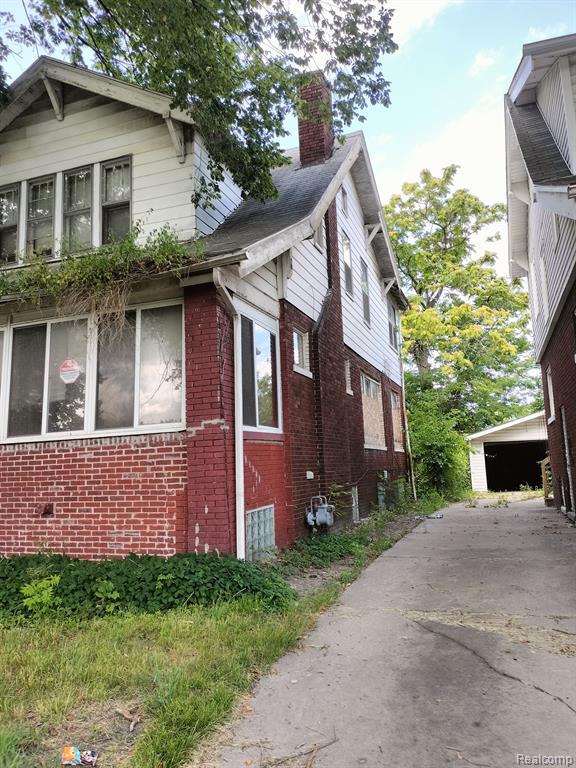 966 ALGONQUIN Street, Detroit, MI 48215 — front exterior