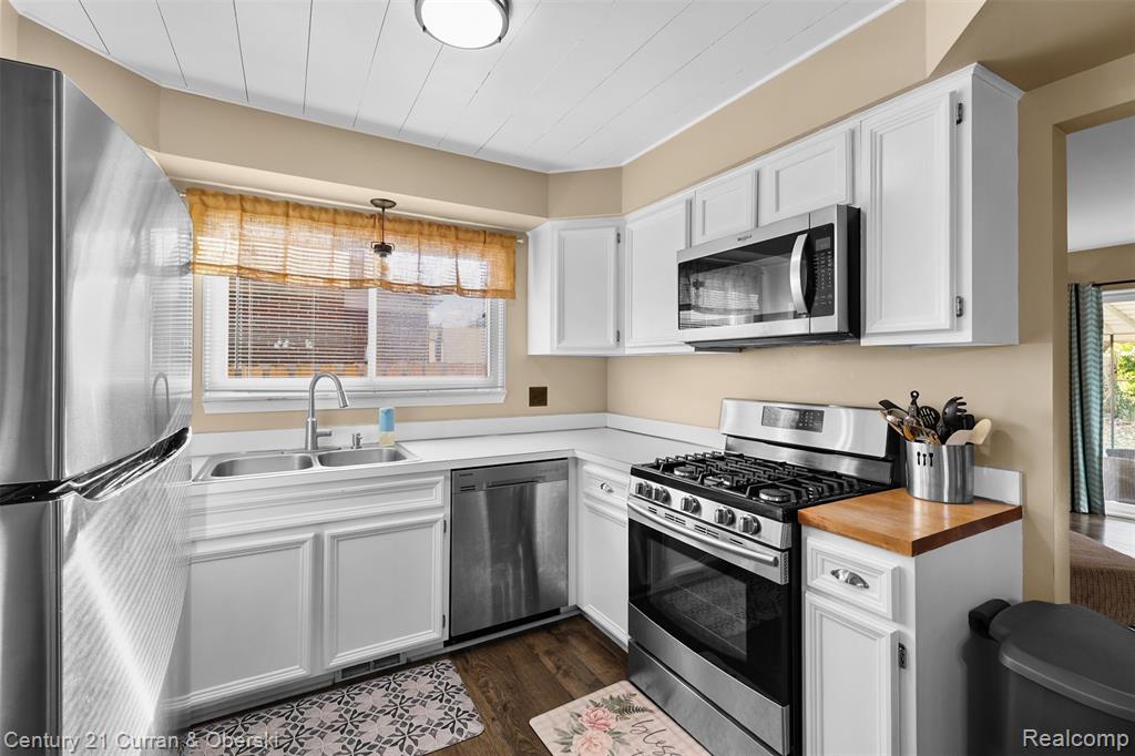 44127 Arlington Road, Canton, MI 48187 — Photo 11