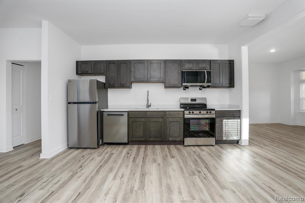 799 East Grand Boulevard, Detroit, MI 48207 — Photo 8