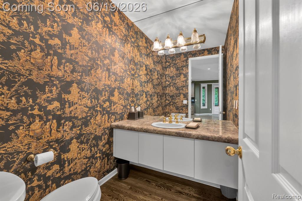 7061 Trailway Court, West Bloomfield, MI — Photo 34