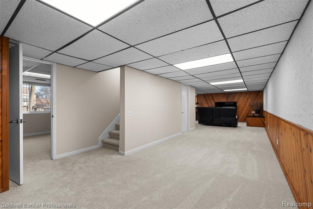 4347 Apple Valley Lane, West Bloomfield, MI 48323 — Photo 39