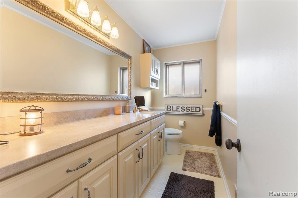 68864 WINGATE Drive, Washington, MI 48095 — Photo 19