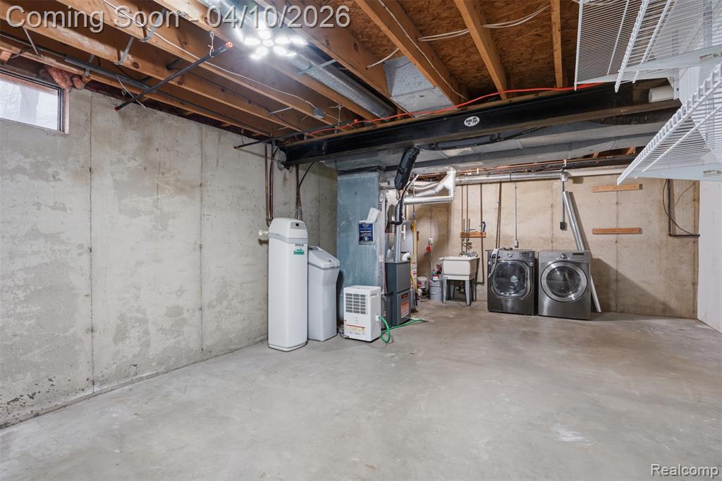 7354 Harrington Drive, Brighton, MI 48116 — Photo 17