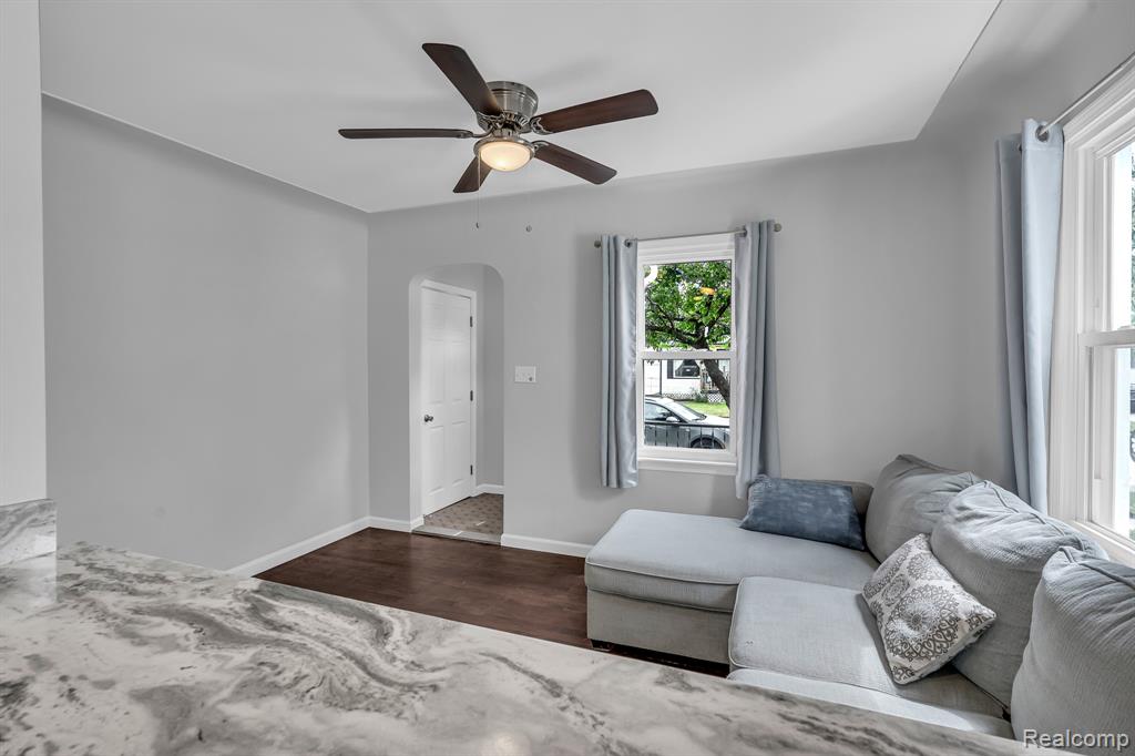 8661 Cadillac Avenue, Warren, MI 48089 — Photo 19