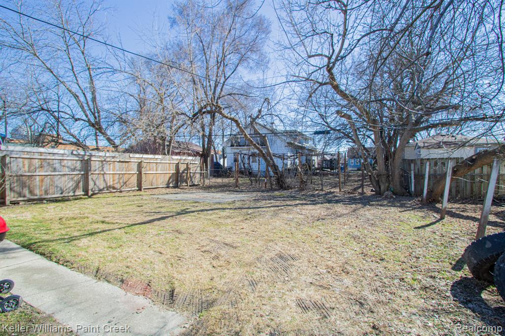 8284 Dodge Avenue, Warren, MI 48089 — Photo 16