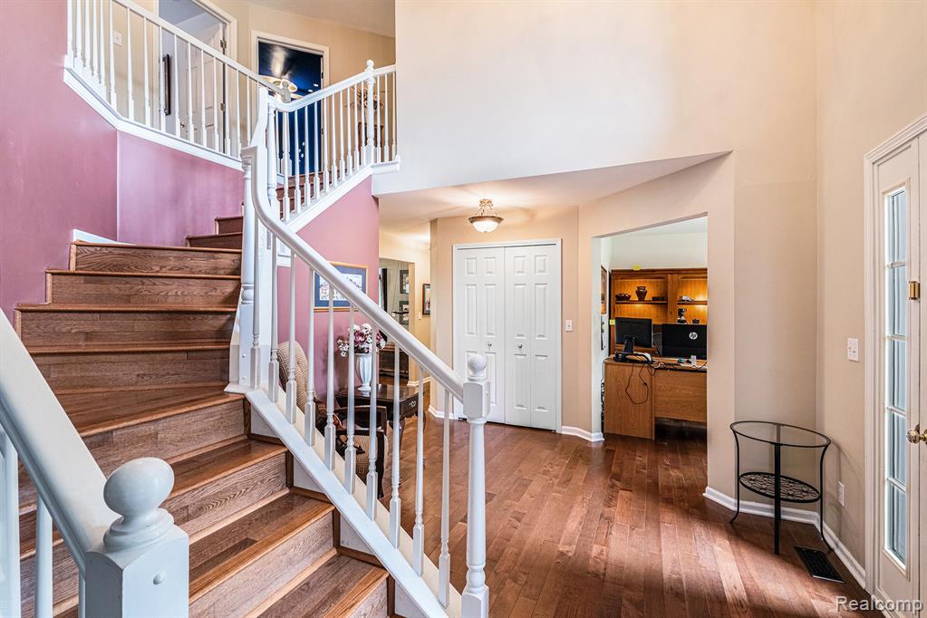 8488 Grand View Drive, Grand Blanc, MI 48439 — Photo 5