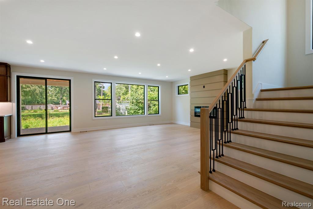4016 W Webster Road, Royal Oak, MI 48073 — Photo 6