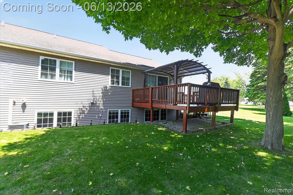 6095 Foxwood Court, Saginaw, MI 48638 — Photo 33