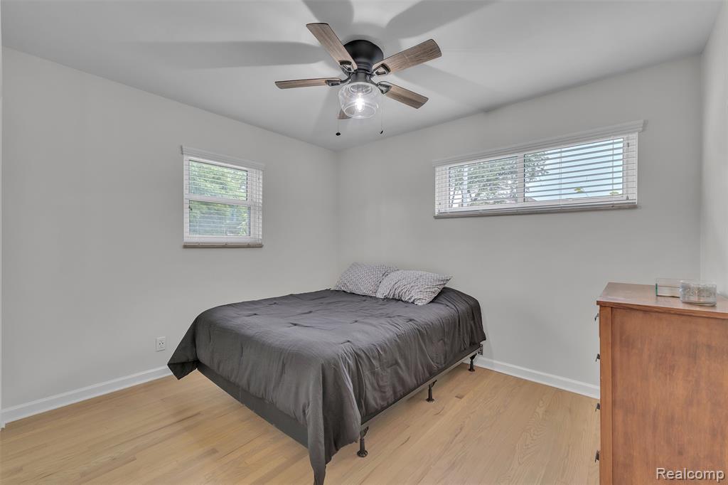 765 Vernier Road, Grosse Pointe Woods, MI 48236 — Photo 24