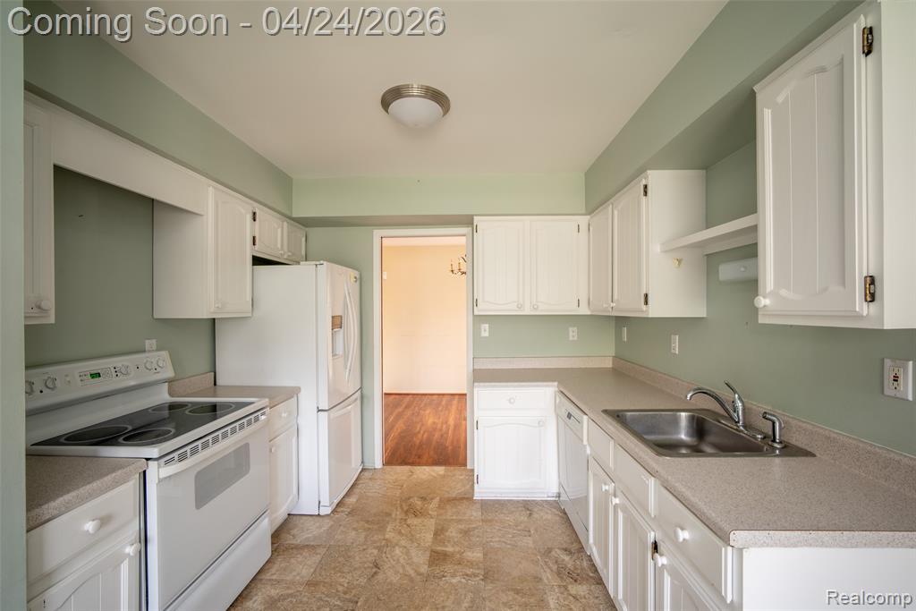 44829 Erin Drive, Plymouth, MI 48170 — Photo 8