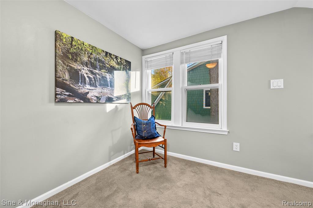 517 Forest Avenue N, Royal Oak, MI 48067 — Photo 24