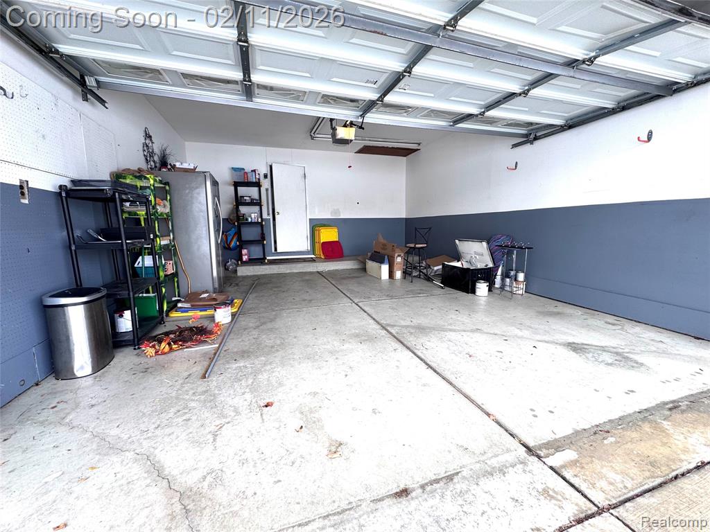 32851 Rugby Drive, Warren, MI 48088 — Photo 17