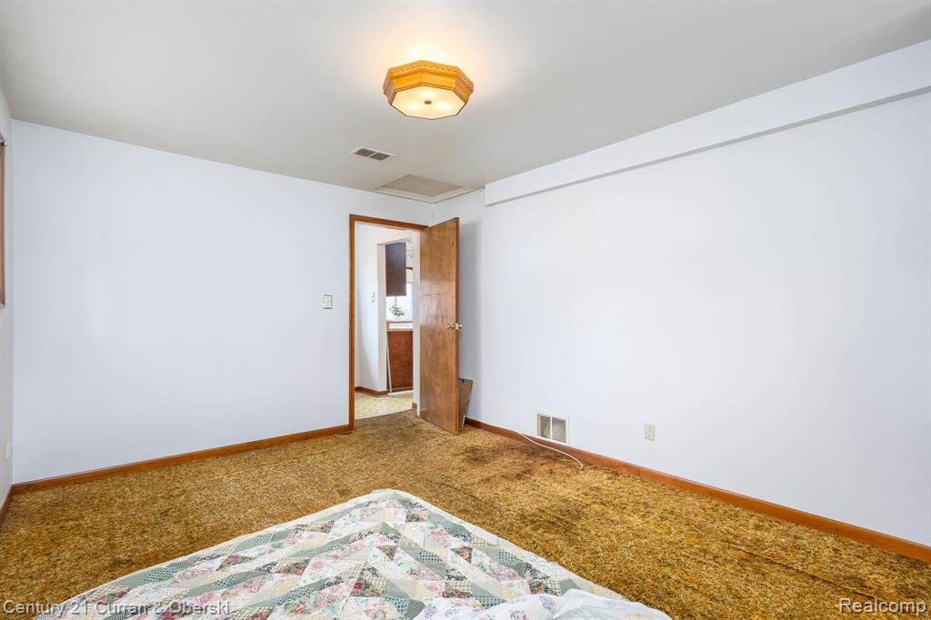 2548 Hearthside Drive, Ypsilanti, MI 48198 — Photo 14