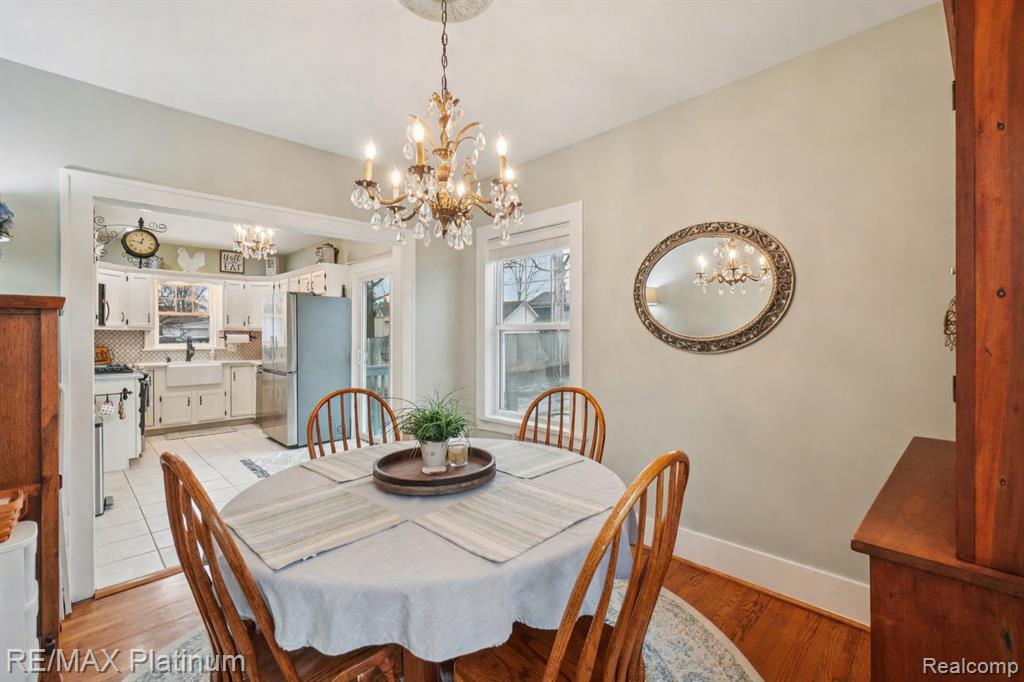 409 S Walnut Street, Howell, MI 48843 — Photo 6
