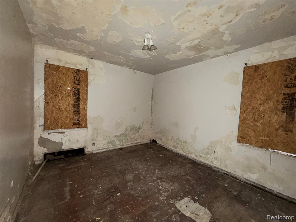 8418 Brace Street, Detroit, MI 48228 — Photo 13