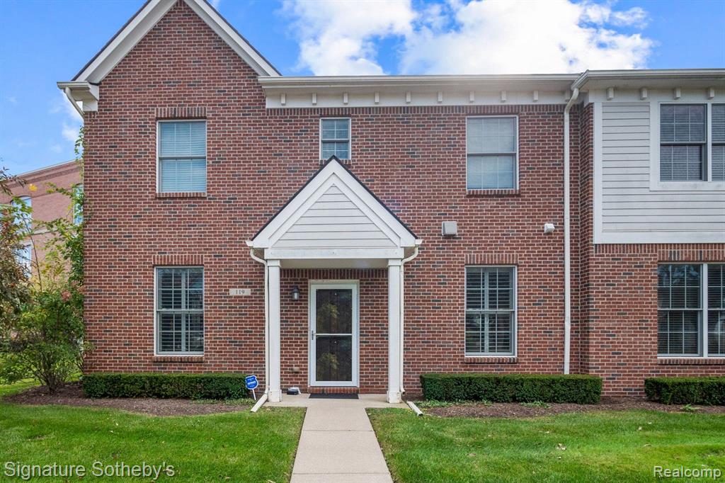 119 S UNION Street, Plymouth, MI 48170 — Photo 2
