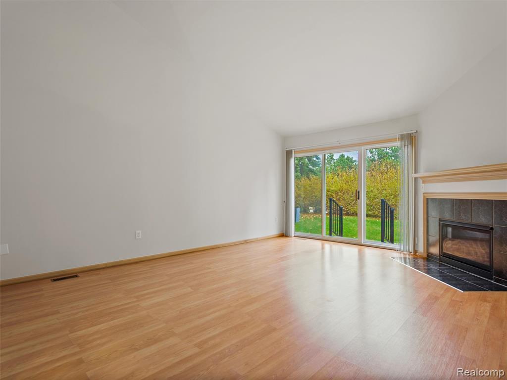 5716 Victory Circle, Sterling Heights, MI 48310 — Photo 11