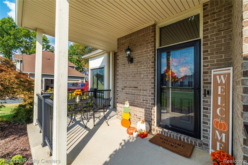 9859 Aylebury Drive, South Lyon, MI 48178 — Photo 3