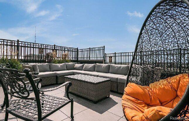 15 E KIRBY Street, 1025, Detroit, MI 48202 — Photo 8