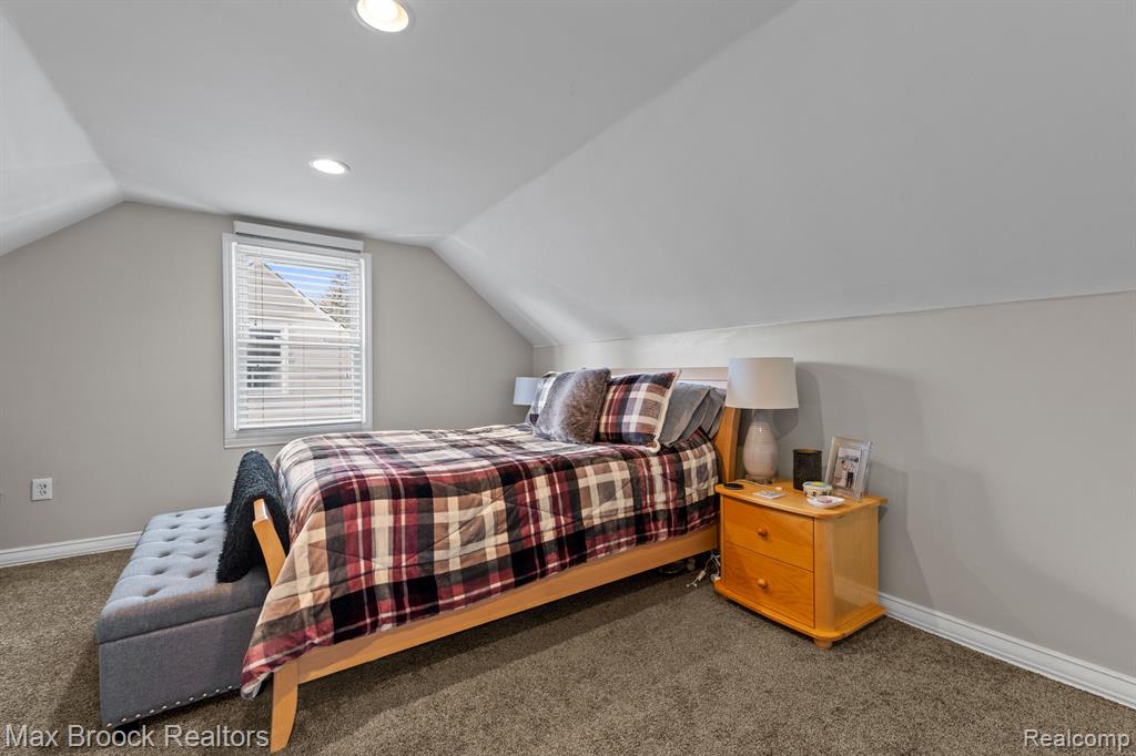 490 ROTH Boulevard, Clawson, MI — Photo 17