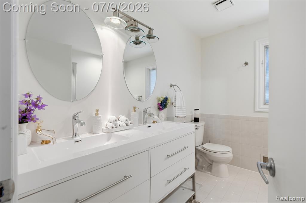 6786 Jasmine Drive, Troy, MI 48098 — Photo 19