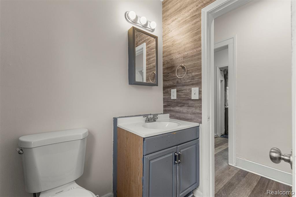 5629 Katherine Street, Dearborn Heights, MI 48125 — Photo 12