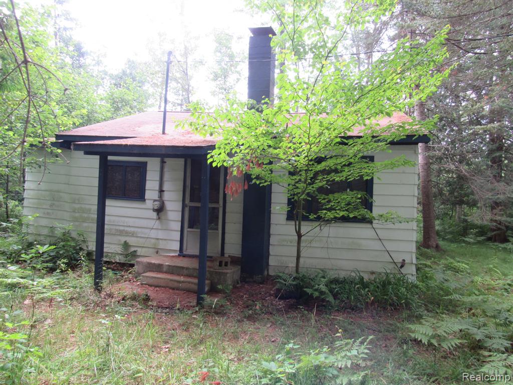 6086 Patterson Street, Gladwin, MI 48624