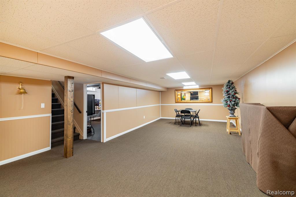 7912 COVENTRY Avenue, Grosse Ile, MI 48138 — Photo 26