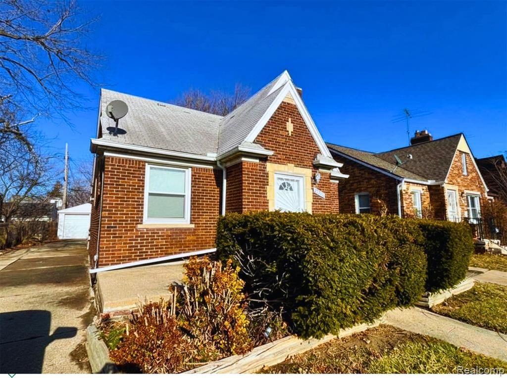 15211 Fairmount Drive, Detroit, MI 48205 — Photo 23